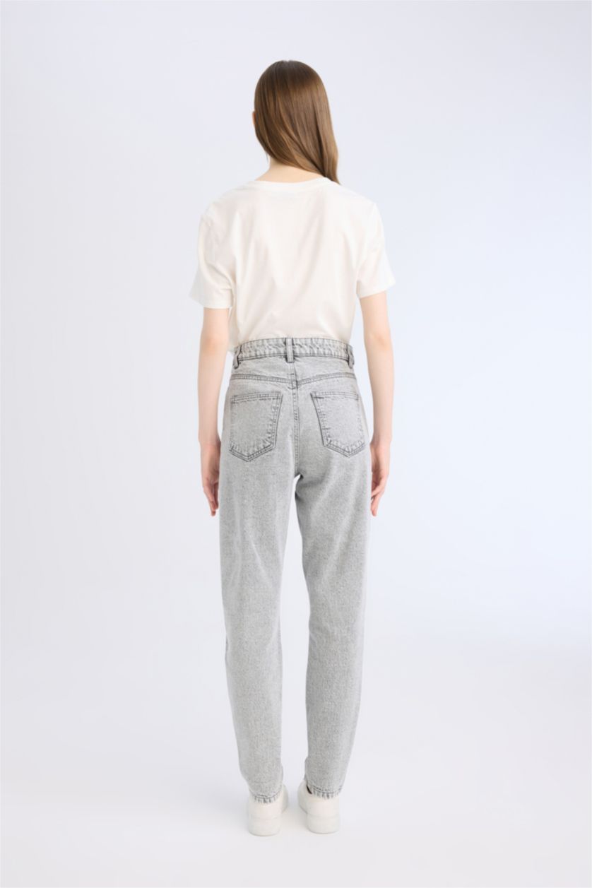 حريمي رمادي بنطلون جينز لينا موم فيت بخصر عالي