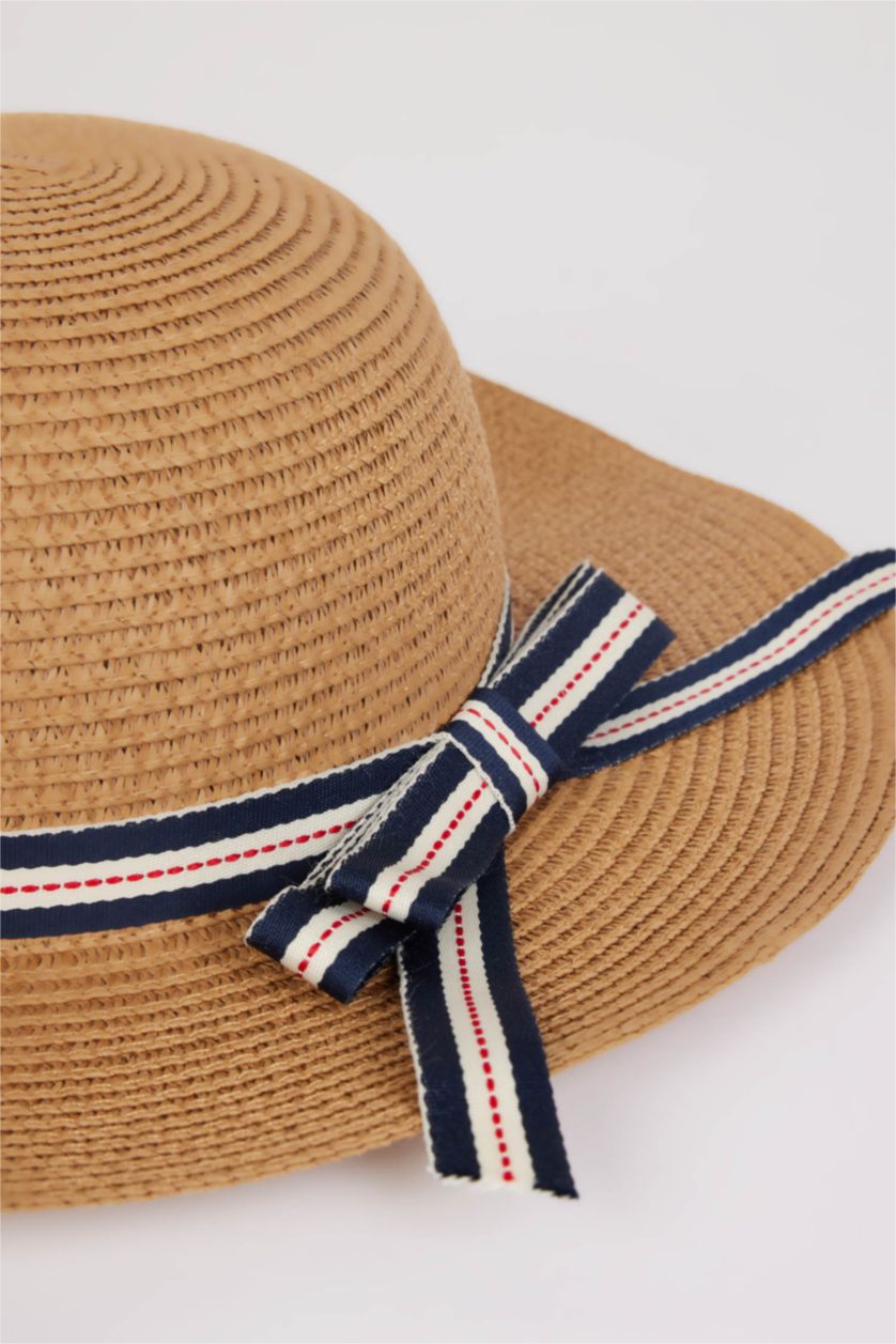 Woman Light Brown Woman Straw Hat