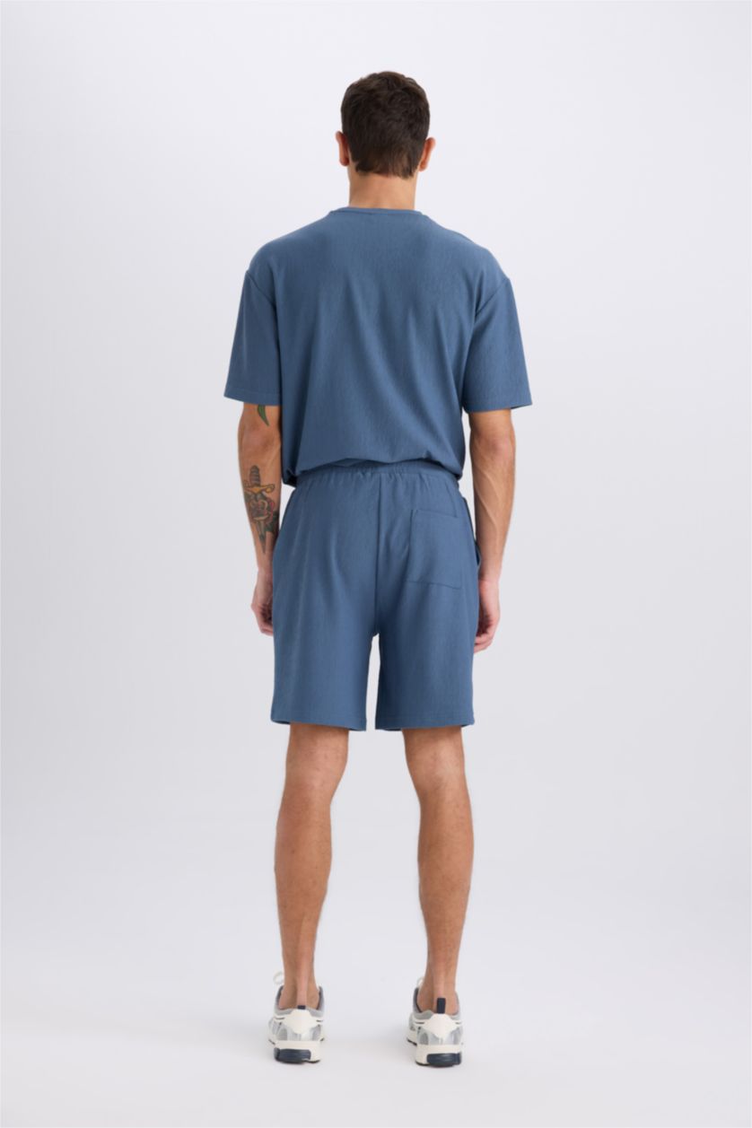 رجال نيلي فاتح شورت قصة عادية