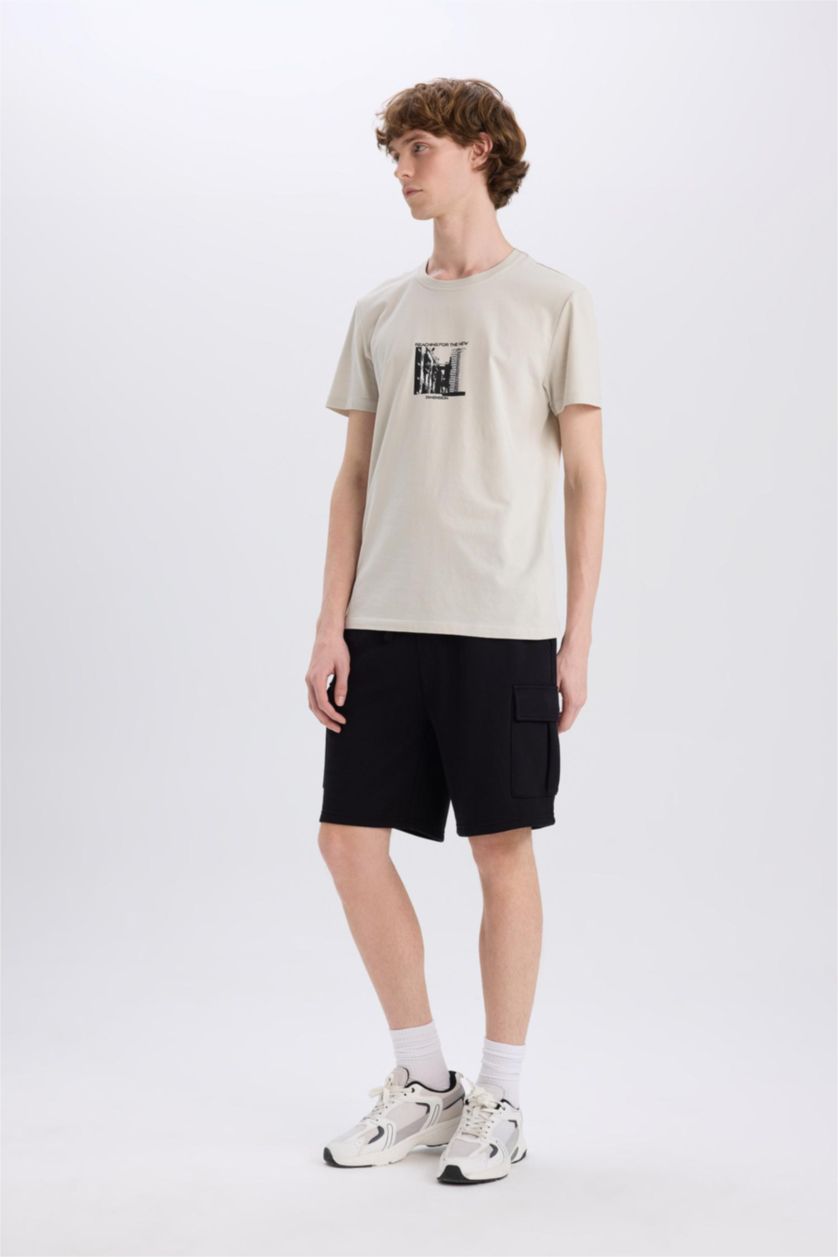 Man Black Regular Fit Tied Waist Cargo Shorts