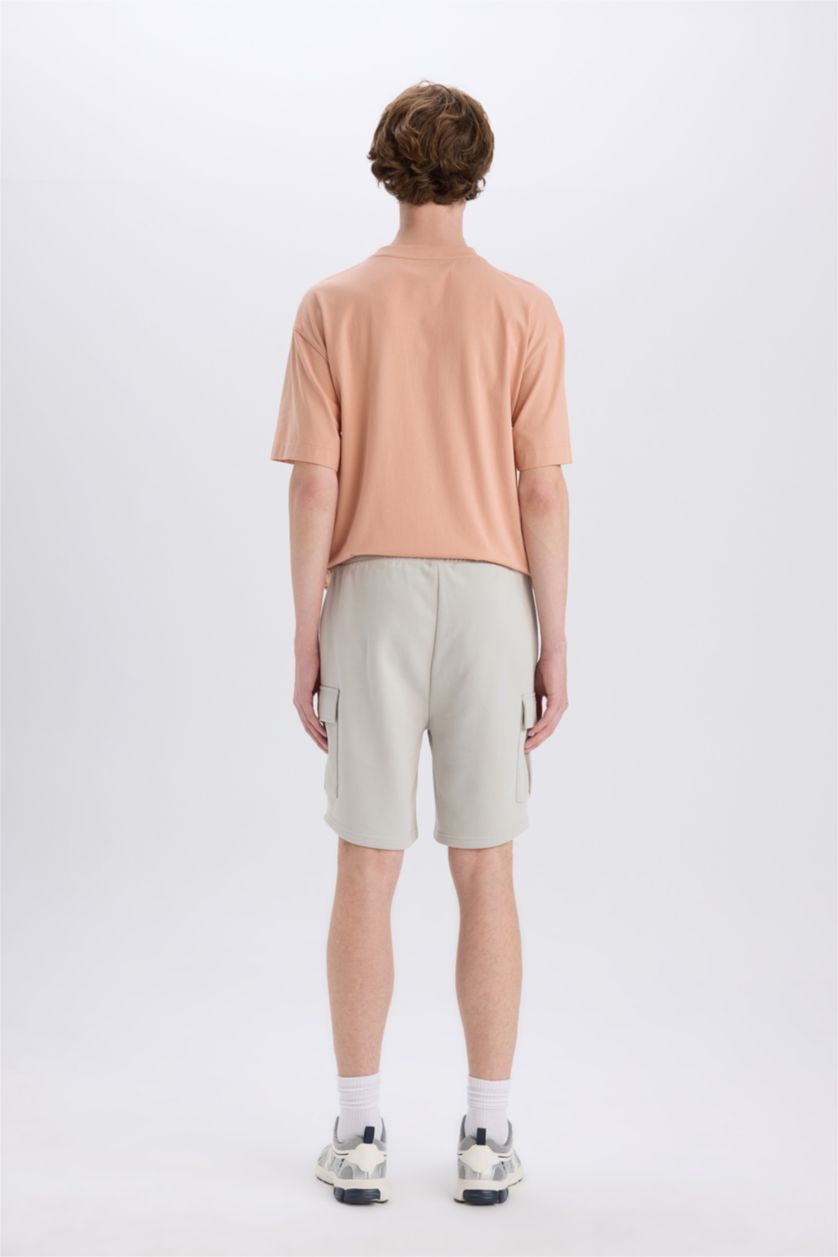 Erkek Açık Gri Regular Fit Beli Bağcıklı Kargo Cepli Şort