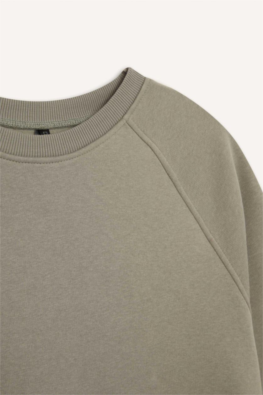 Woman Light Khaki Oversize Fit Crew Neck Casual Sweatshirt