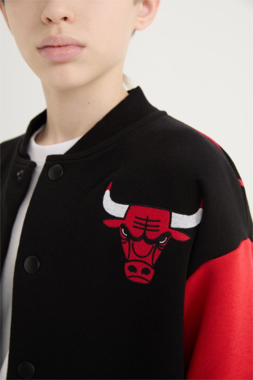 Erkek Çocuk - Genç Erkek Siyah Erkek Çocuk NBA Chicago Bulls Kolej Yaka Çıtçıtlı Sırt Baskılı Bomber Ceket