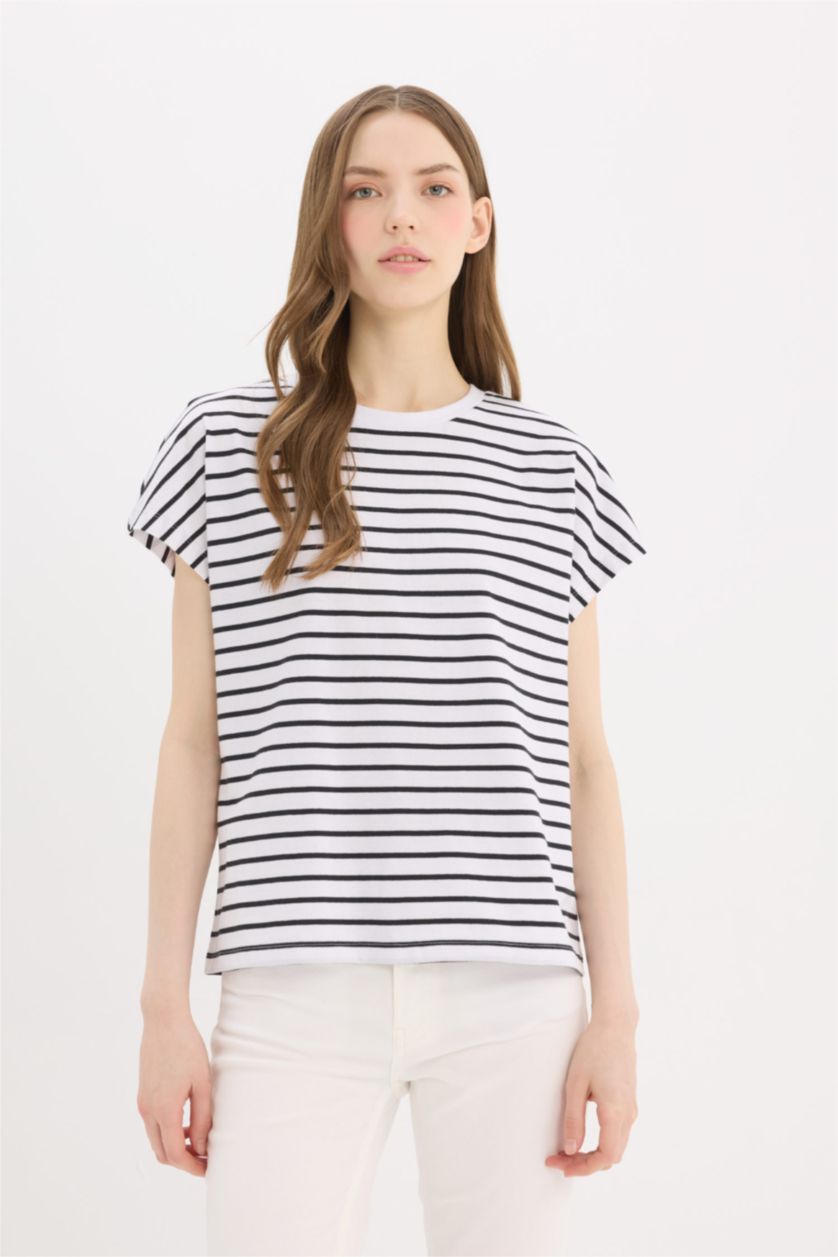 Әйелдерге ақ дөңгелек жаға Қысқа жеңді футболка