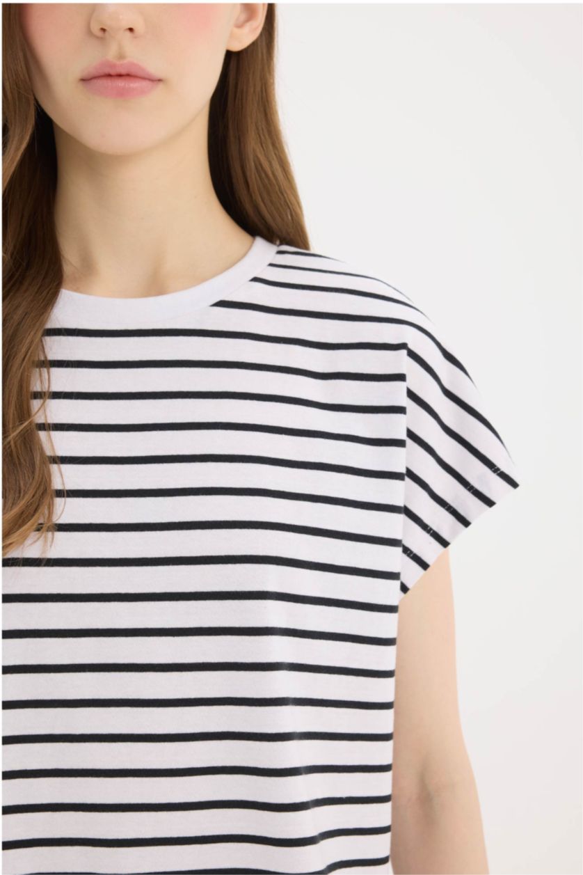 Әйелдерге ақ дөңгелек жаға Қысқа жеңді футболка