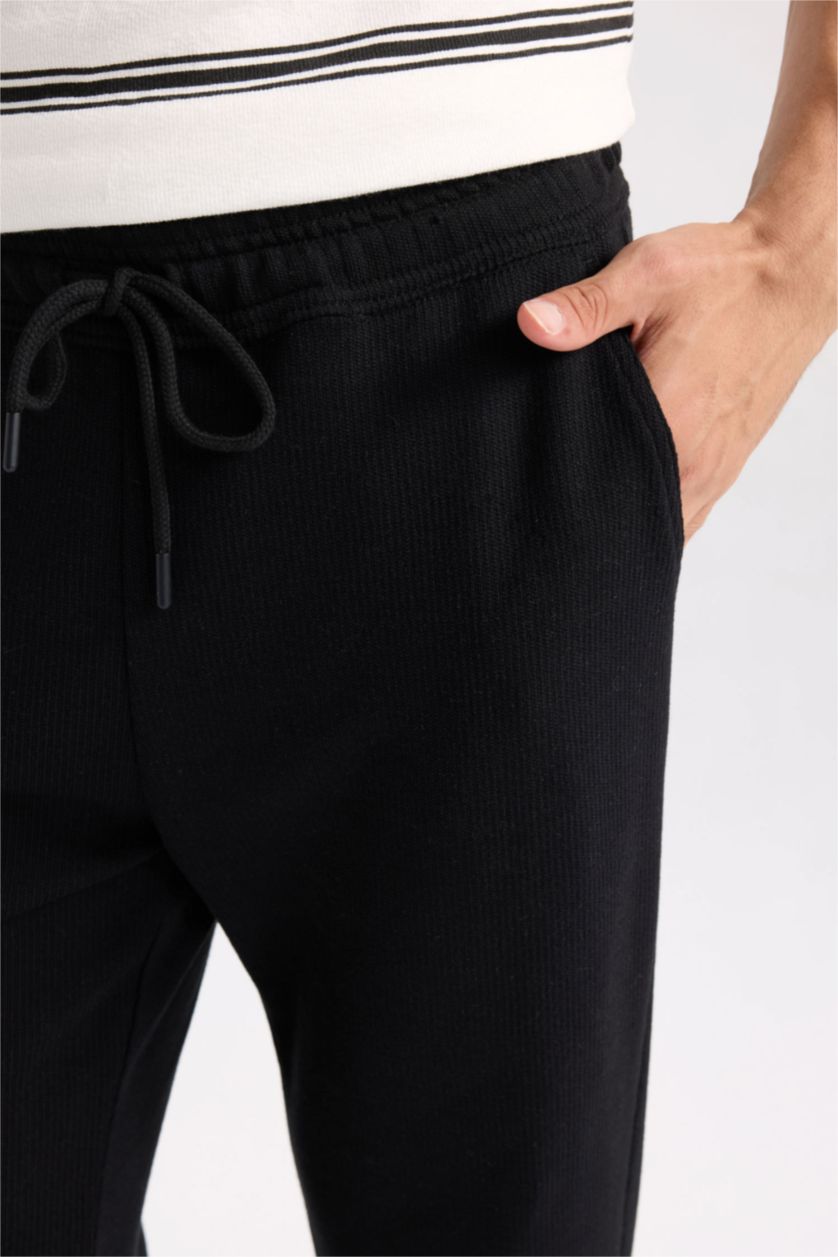 Erkek Siyah Regular Fit Eşofman Altı Beli Bağcıklı Cep Detaylı Düz Paça