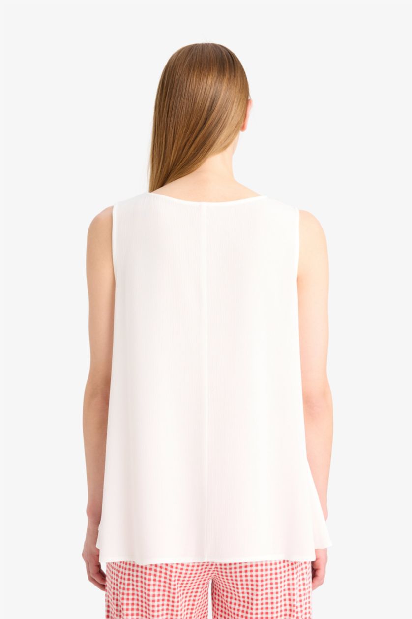 Kadın Kırık Beyaz Yuvarlak Yaka Beyaz Plaj Üstü