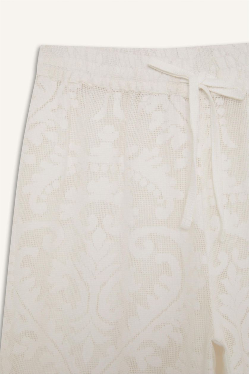 Kadın Kırık Beyaz Dantelli Beli Lastikli Beyaz Plaj Pantolonu