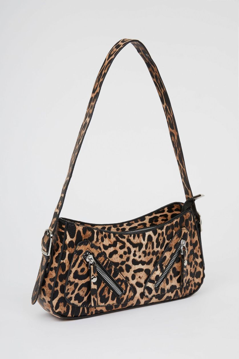 Woman Karma Woman Leopard Patterned Zipper Detailed Shoulder Bag