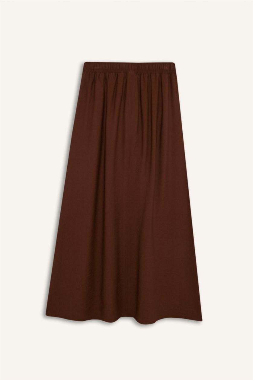 WOMAN Brown A Cut