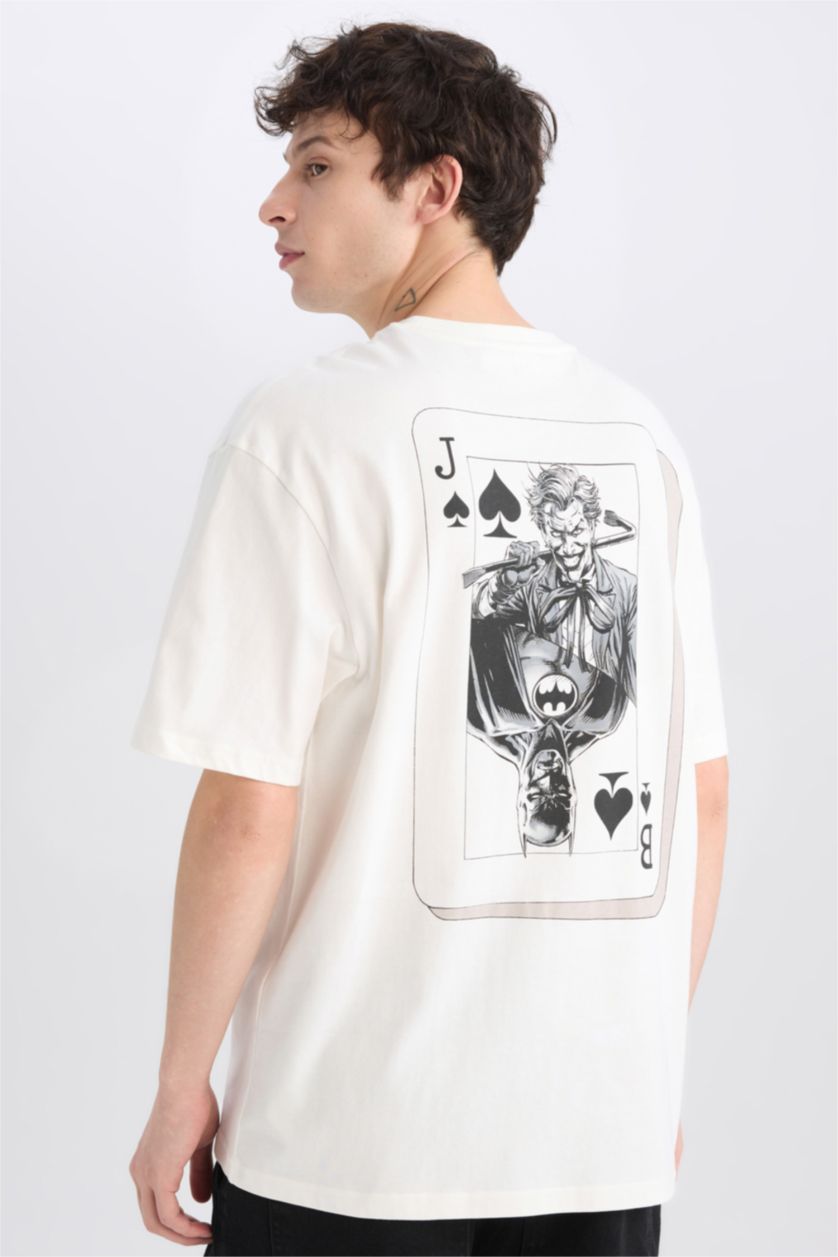 Erkek Ekru %100 Pamuk Batman Boxy Fit Bisiklet Yaka Sırt Baskılı Kısa Kollu Tişört