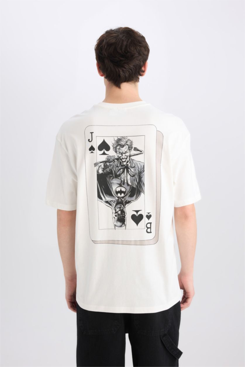 Erkek Ekru %100 Pamuk Batman Boxy Fit Bisiklet Yaka Sırt Baskılı Kısa Kollu Tişört