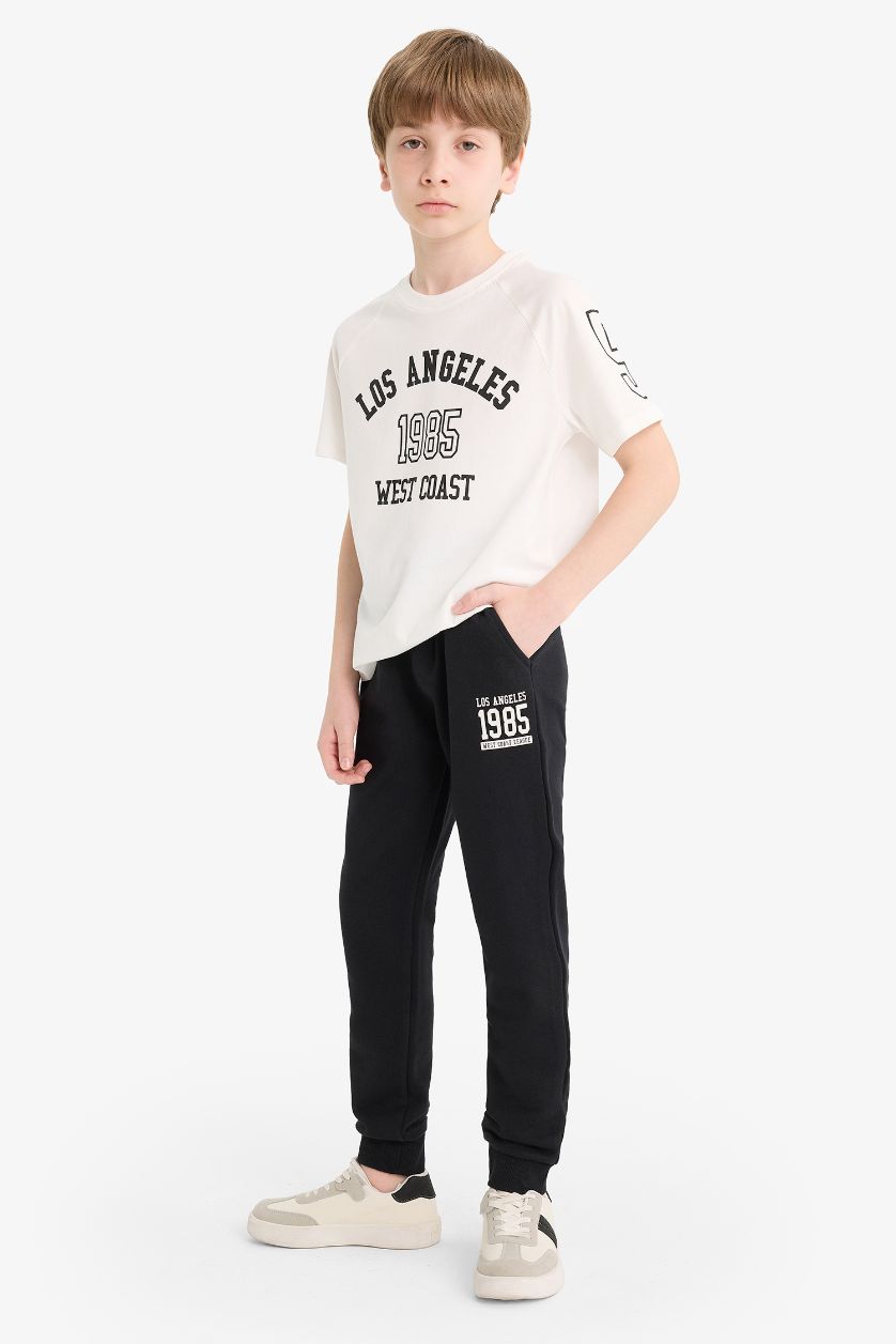 Boys & Teens White Boy T-Shirt Sweatpants 2 Piece Set