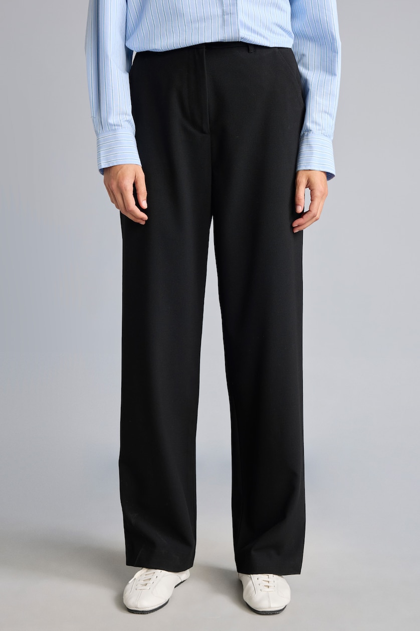 Kadın Siyah Straight Fit Rahat Düz Paça Pantolon