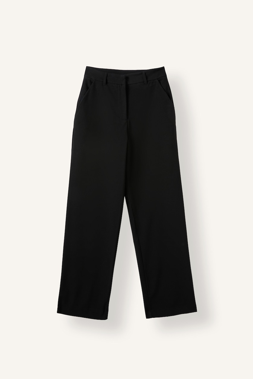 Kadın Siyah Straight Fit Rahat Düz Paça Pantolon
