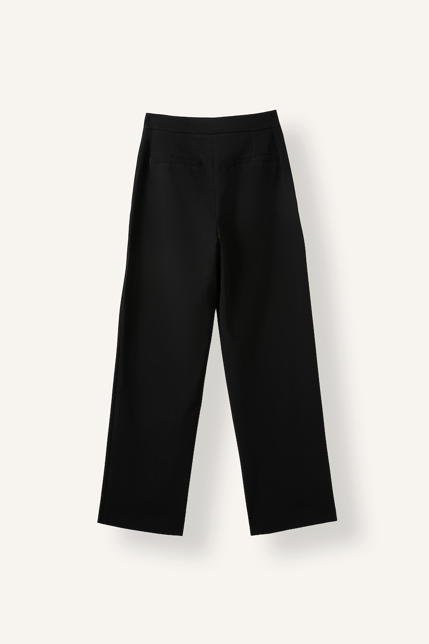 Kadın Siyah Straight Fit Rahat Düz Paça Pantolon