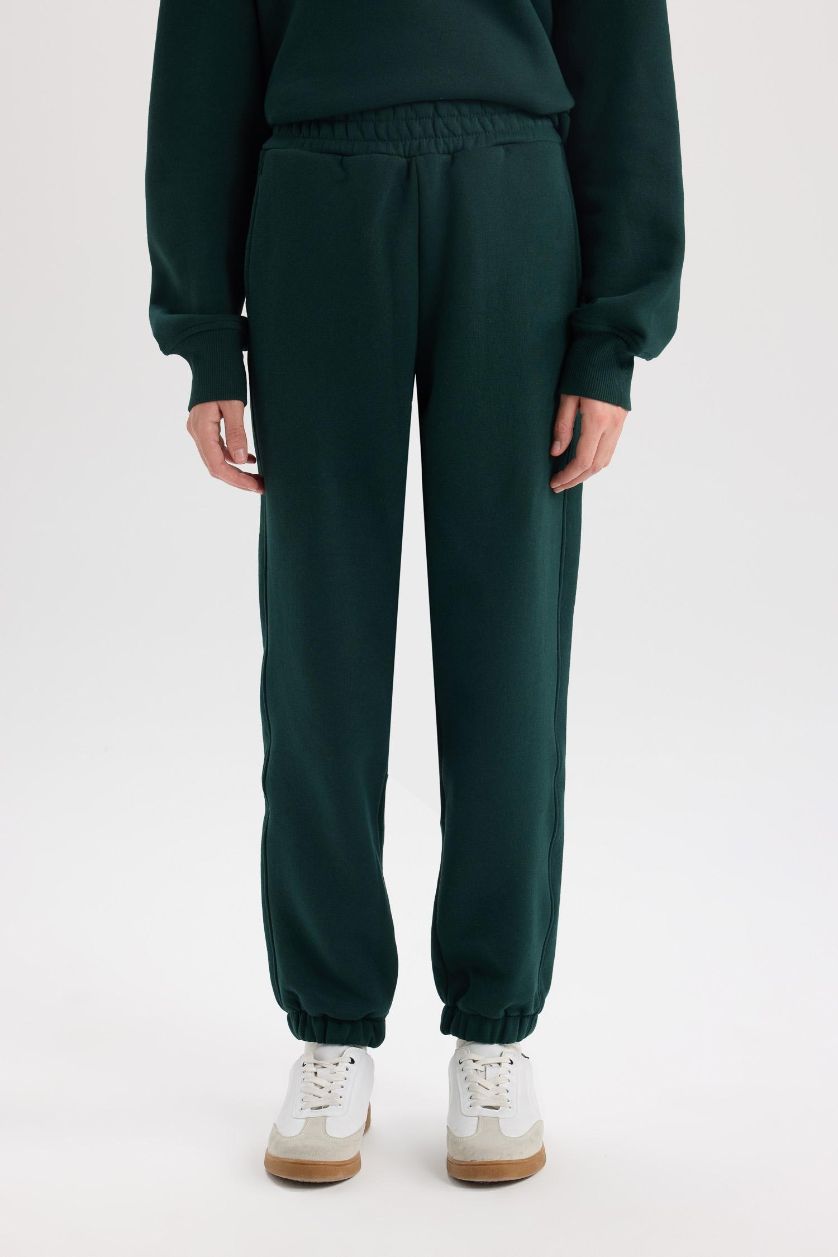 Kadın Koyu Yeşil Standart Boy Jogger Kalın Eşofman Altı Basıc Beli Paçası Lastikli Cepli
