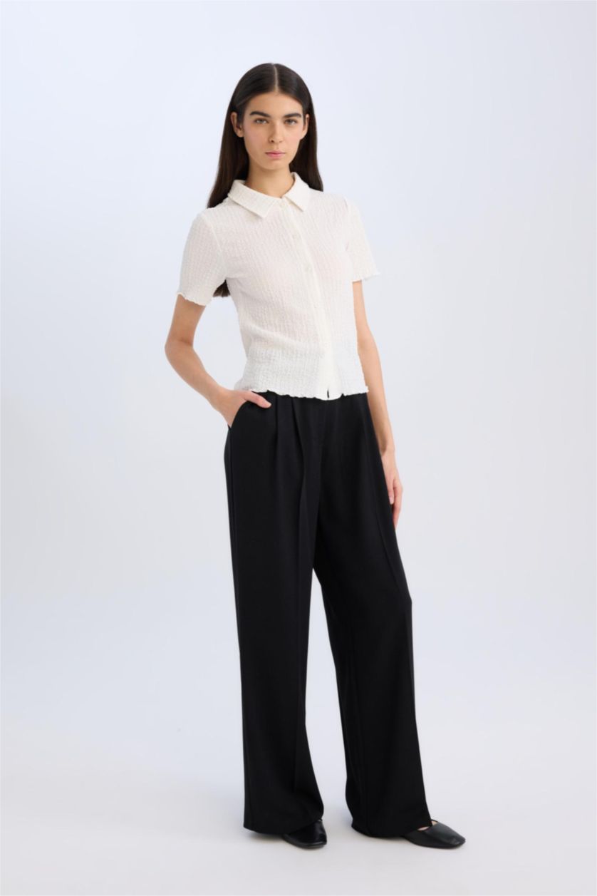 Woman Ecru Slim Fit Polo Collar Short Sleeve T-Shirt