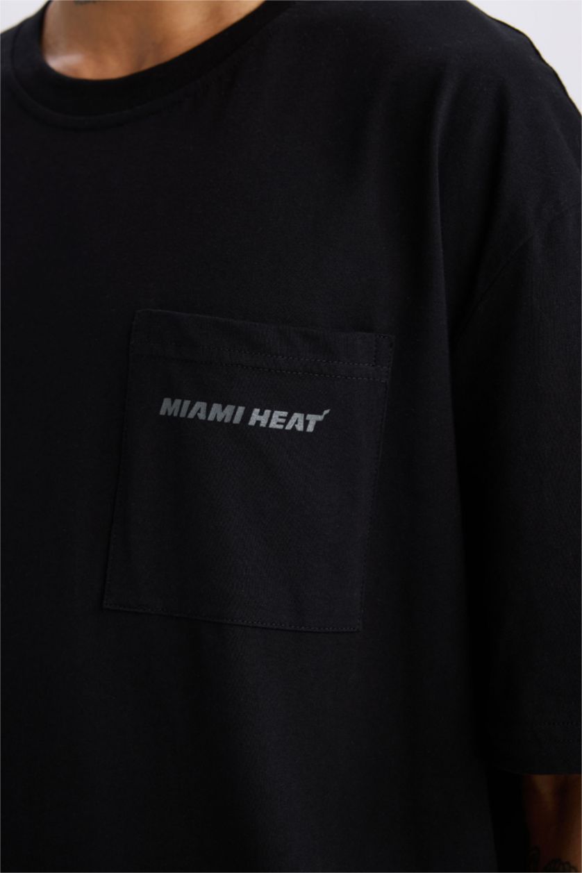 HOMME Noir DeFactoFit NBA Miami Heat Oversize Crew Neck T-Shirt