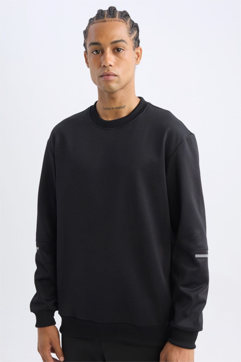 Erkek Siyah Standart Fıt Sweatshirt