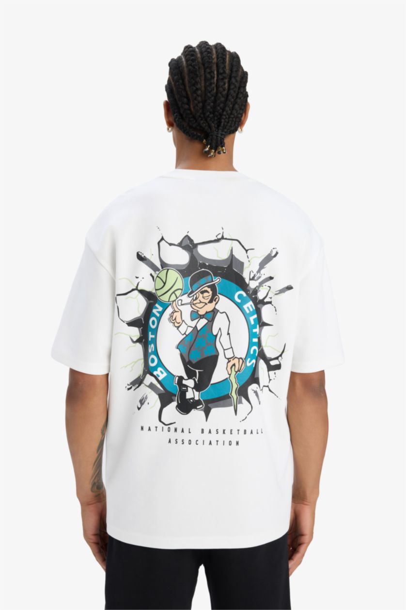 Erkek Ekru NBA Boston Celtics Oversize Geniş Kalıp Bisiklet Yaka Sırt Baskılı Kısa Kollu Tişört