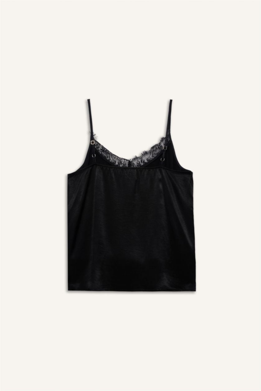 Kadın Siyah Basıc V Yaka Saten Askılı Bluz