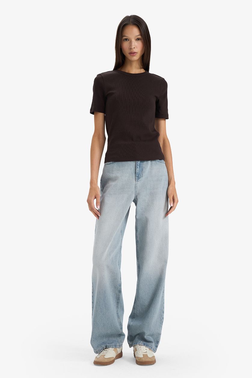 Woman Brown Slim Fit Ribbed Basic Short Sleeve T-shirt