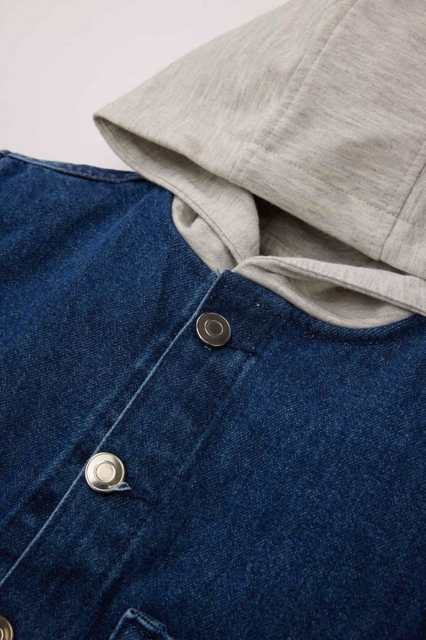 Erkek Bebek Mavi Kapüşonlu Cepli Düğmeli Denim Ceket Erkek Bebek