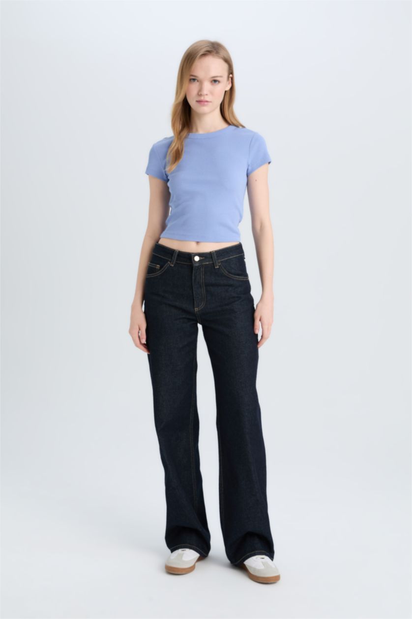 حريمي أزرق تيشيرت نص كم سليم فيت