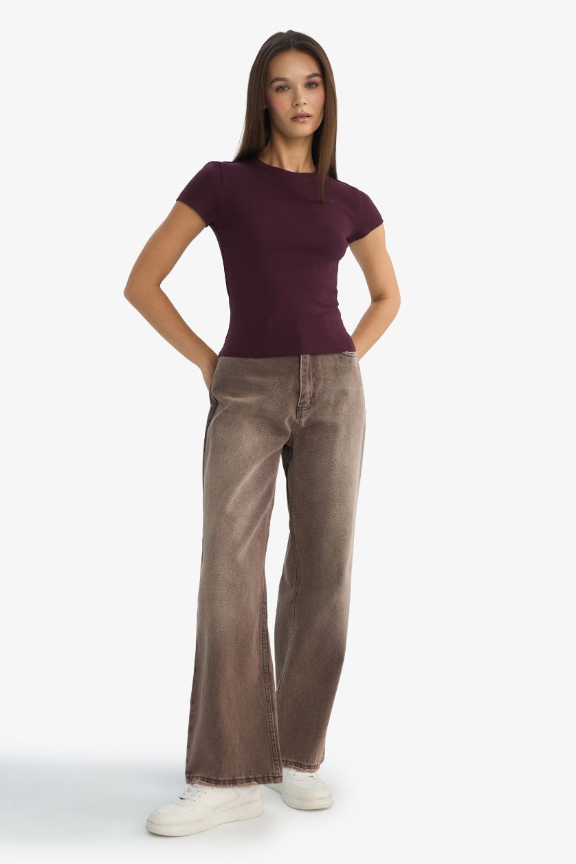 Woman Bordeaux Slim Fit Crew Neck Ribbed Short Sleeve T-Shirt