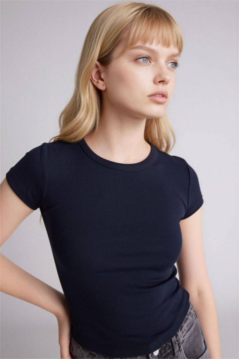 Kadın Lacivert Fıtted Bisiklet Yaka Ribana Kısa Kollu Tişört