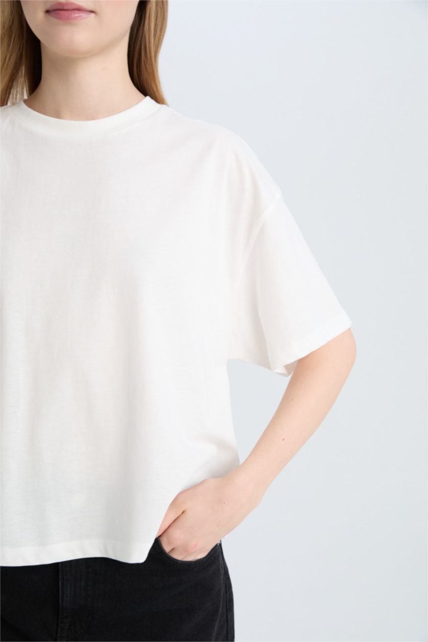 WOMAN White Loose Fit Crew Neck Basic Thick Fabric Short Sleeve T-Shirt