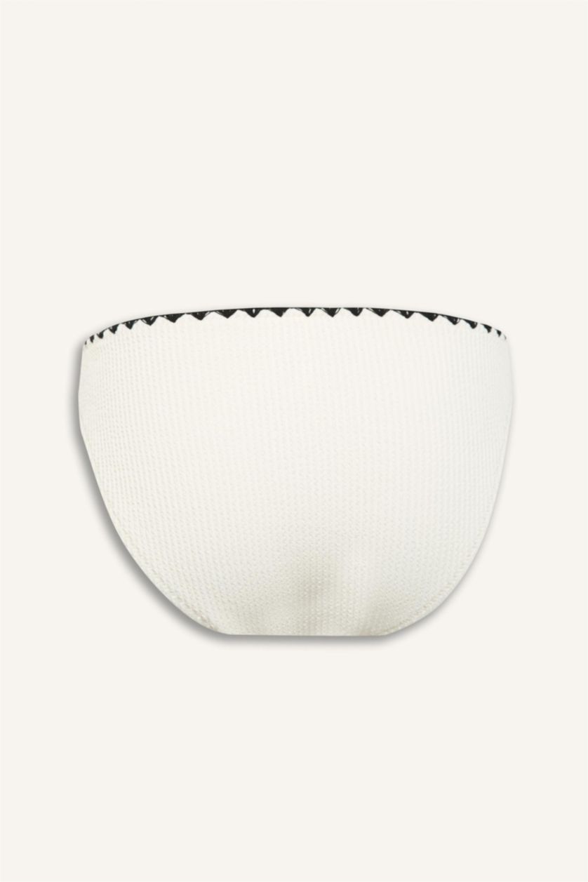 Kadın Kırık Beyaz Regular Fit Bürümcük Bikini Altı