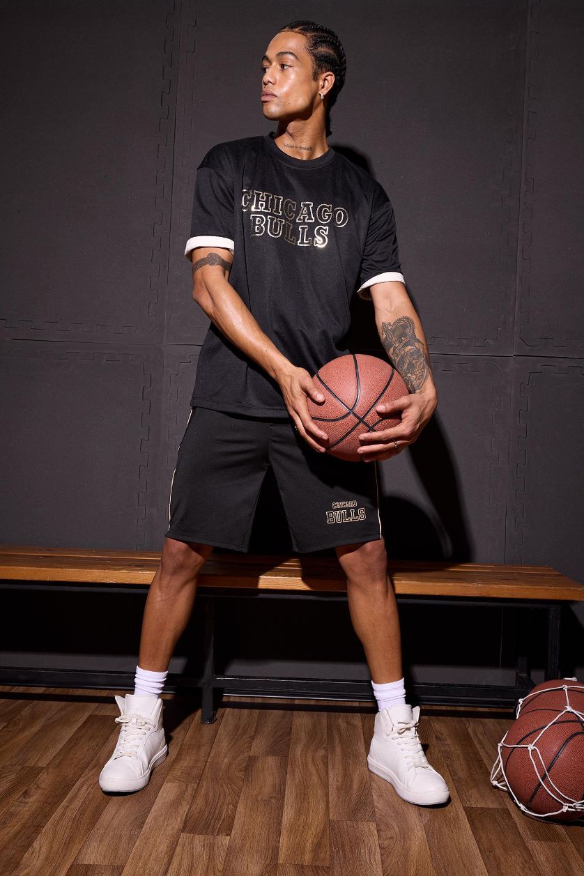 Erkek Siyah NBA Chicago Bulls Standart Fit Kısa Paça Şort