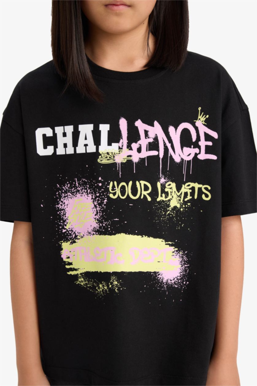 Kız Çocuk - Genç Kız Siyah Oversize Geniş Kalıp Bisiklet Yaka Baskılı Kısa Kollu Tişört Kız Çocuk