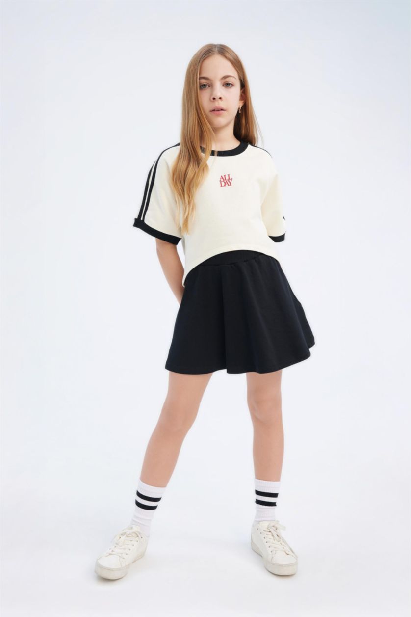 Kız Çocuk - Genç Kız Ekru 2'li Takım Bisiklet Yaka Baskılı Kısa Kollu Tişört Etek Kız Çocuk