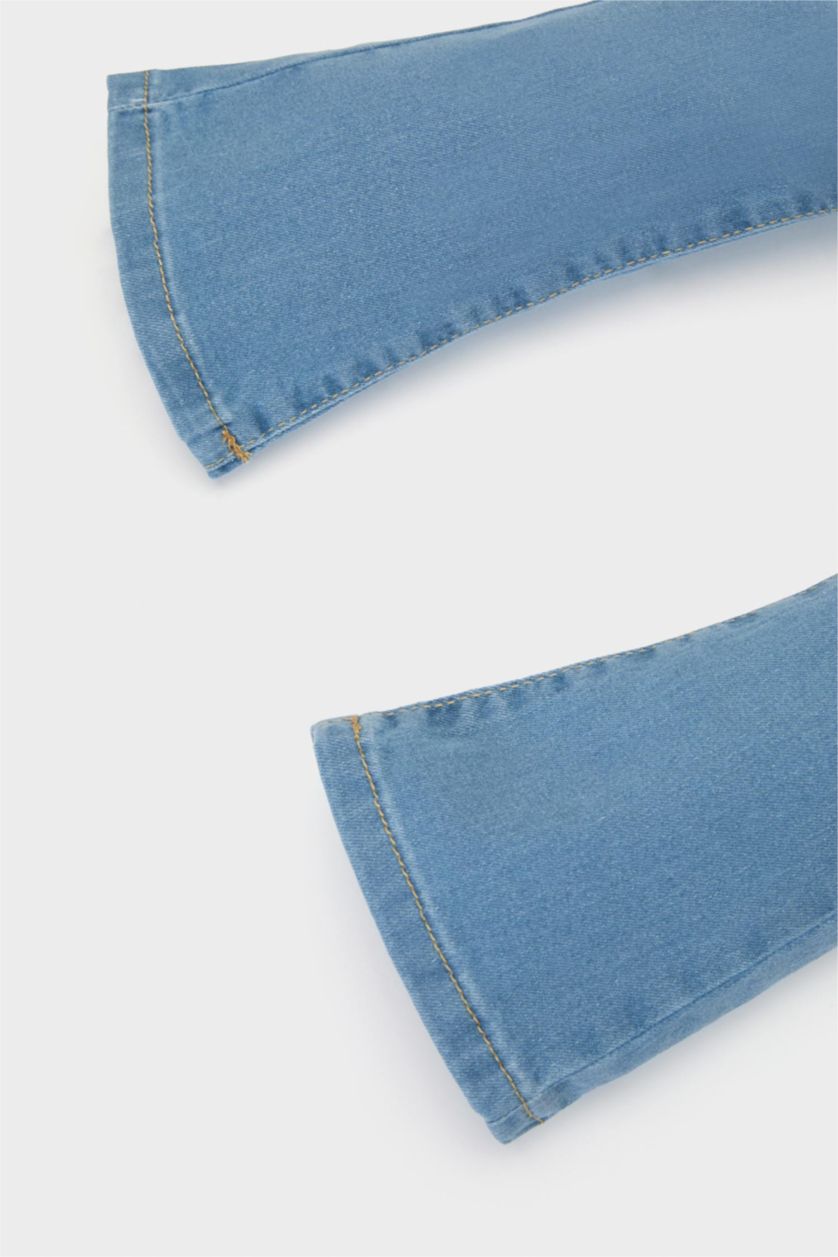 Kız Bebek Açık Mavi Flare Fit Jean Pantolon Kız Bebek