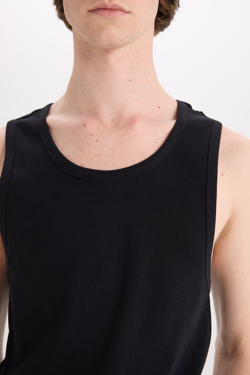 Men Black Slim Fit Ribana Crew Neck Sleeveless Tank Top