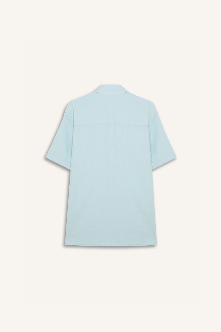 رجال أزرق فاتح قميص نص ردن قطن قصة عادية