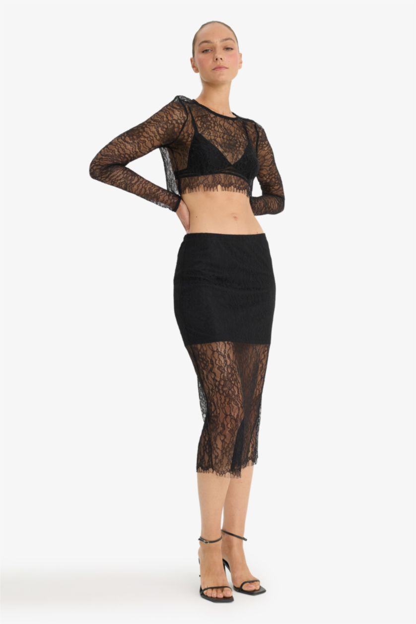 Kadın Siyah Slim Fit Dar Kesim Astarlı Midi Dantelli Etek