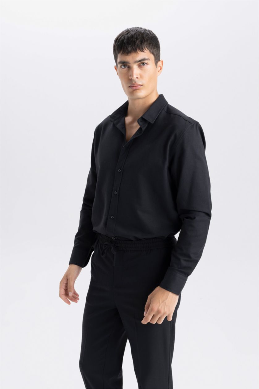 Man Black Modern Fit Polo Collar Long Sleeve Shirt