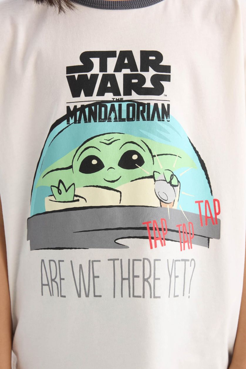 Kız Çocuk - Genç Kız Ekru Star Wars-Mandalorian Relax Fit Bisiklet Yaka Ribana Kısa Kollu Tişört Kız Çocuk