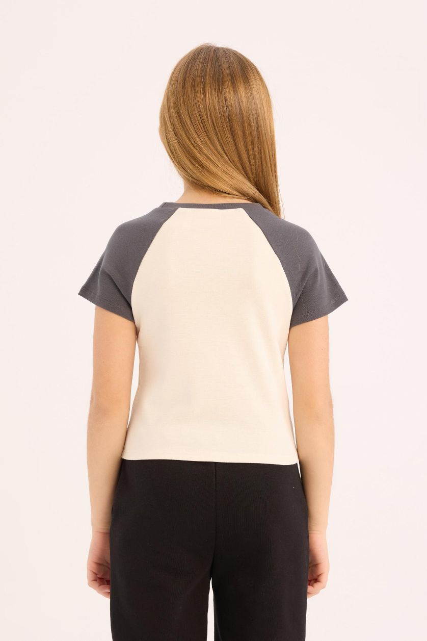 Kız Çocuk - Genç Kız Ekru PowerPuff Girls Cropped Fit Bisiklet Yaka Fitilli Kaşkorse Kısa Kollu Tişört Kız Çocuk