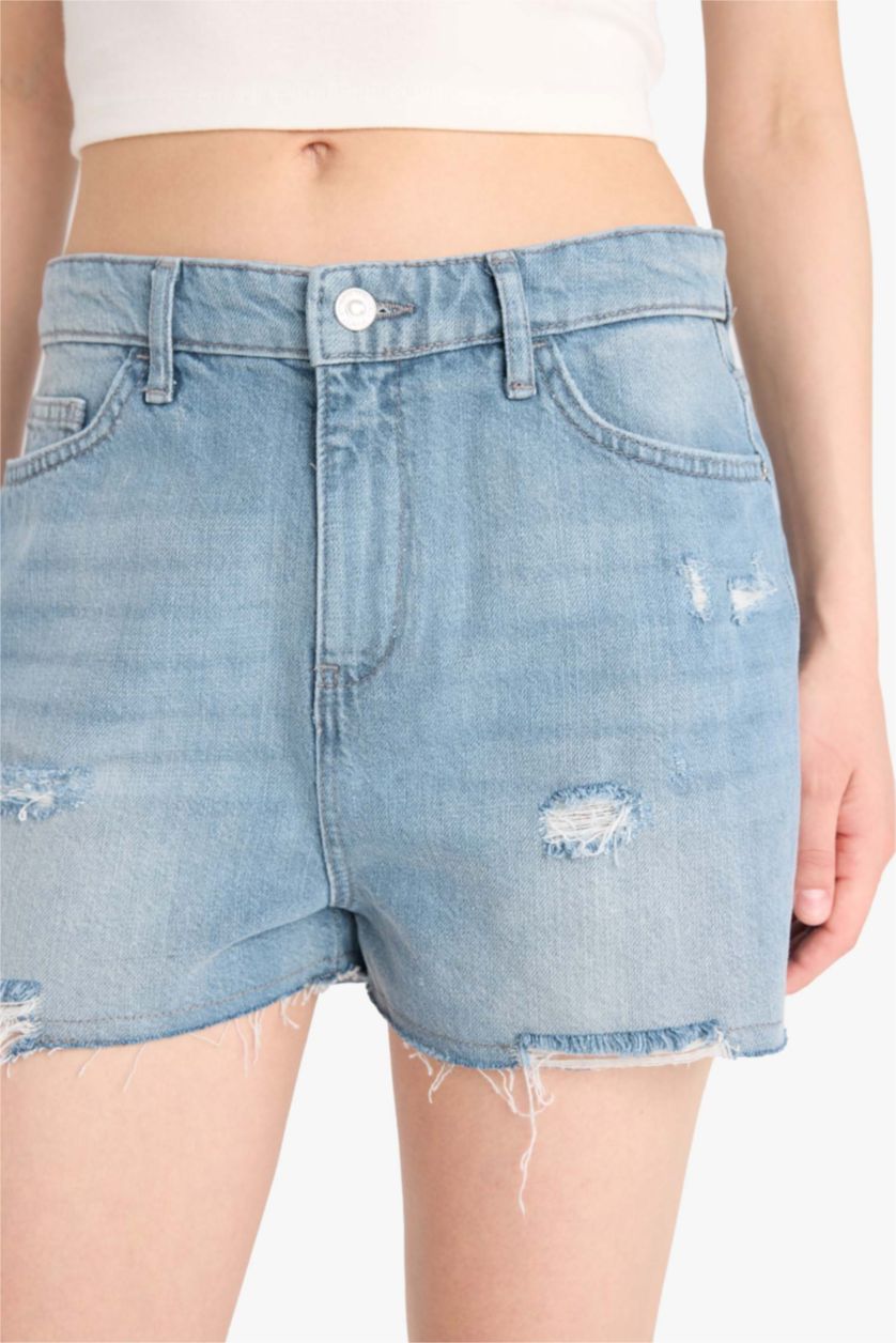 Kadın Gri Yüksek Bel Yırtık Detaylı Jean Şort