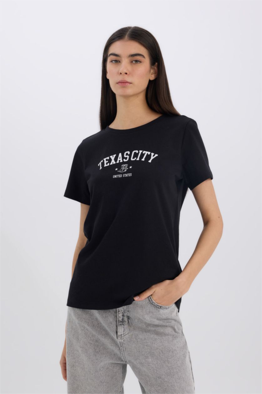 Kadın Siyah Regular Fit Bisiklet Yaka Baskılı Penye Kısa Kollu Tişört