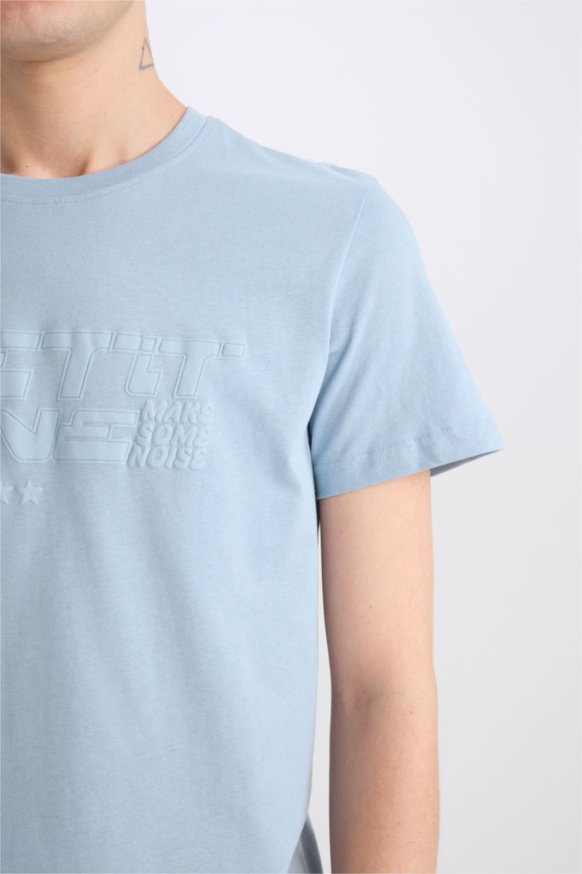 Erkek Açık Mavi %100 Pamuk Slim Fit Dar Kesim Bisiklet Yaka Baskılı Kısa Kollu Tişört