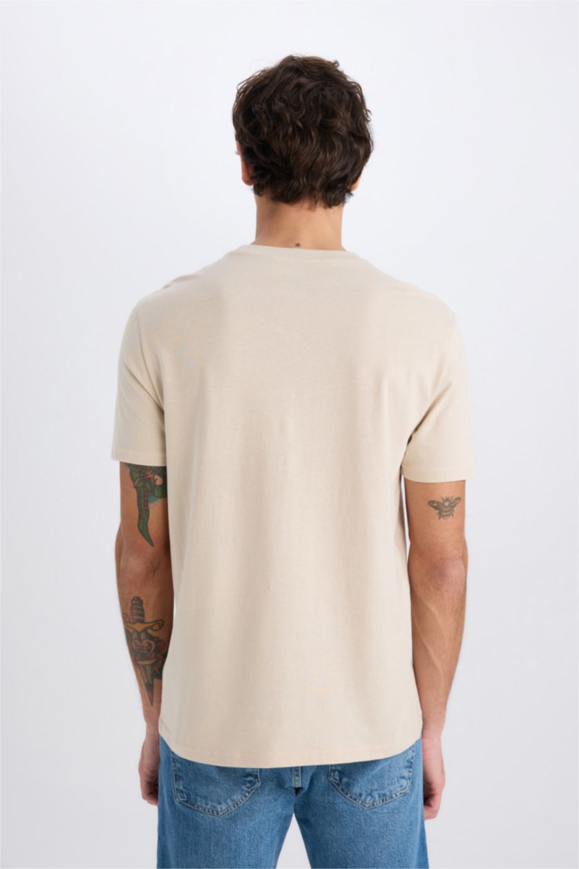 رجال بيج تيشيرت نص ردن مطبوع بياخة مستديرة وقصة عادية