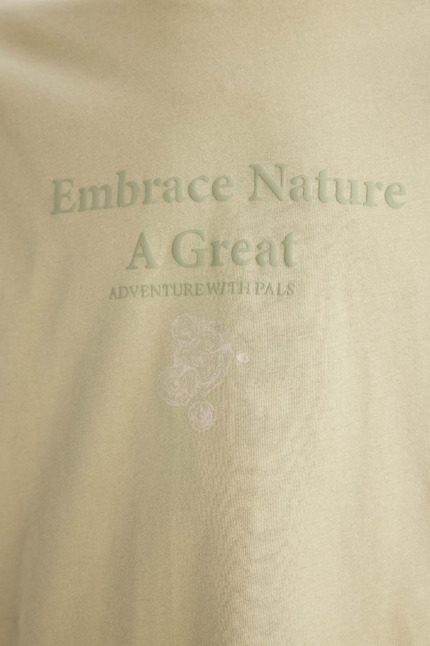 Erkek Açık Haki %100 Pamuk Regular Fit Bisiklet Yaka Baskılı Kısa Kollu Tişört