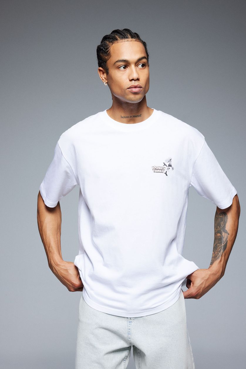 Erkek Beyaz %100 Pamuk Looney Tunes Boxy Fit Bisiklet Yaka Sırt Baskılı Kısa Kollu Tişört