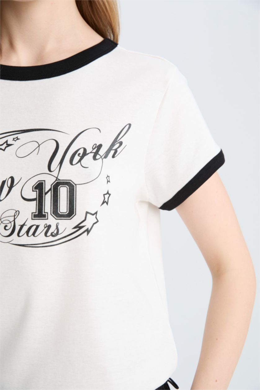 Woman White Regular Fit Ribana Short Sleeve T-Shirt